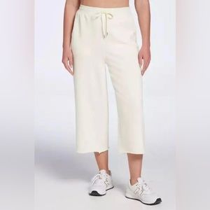 NWT CALIA by Carrie Underwood Women's Journey Wide Leg Crop Sweatpants Sz Small